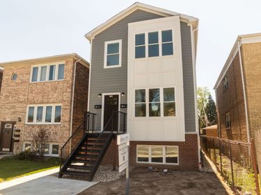 5754 N Elston Avenue, Chicago, IL 60630
