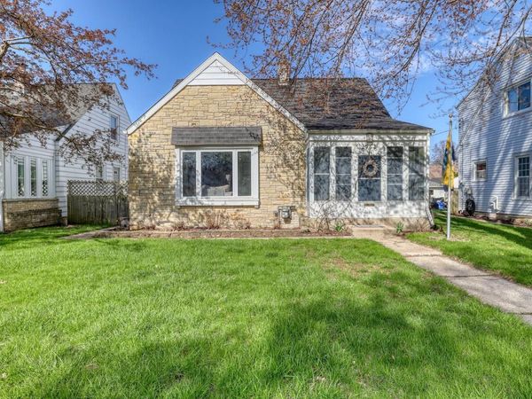 2961 N 78th STREET, Milwaukee, WI 53222