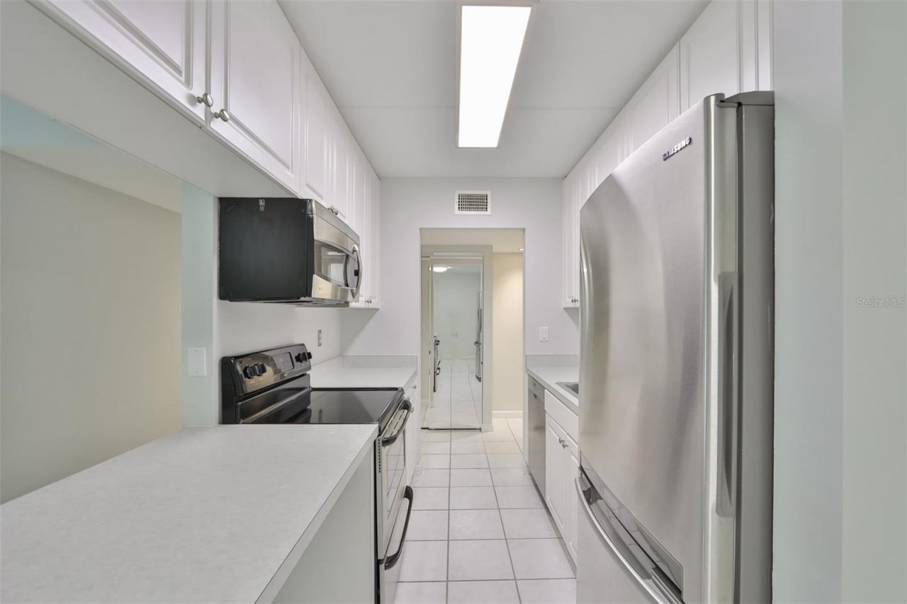 3325 Bayshore Boulevard, Unit E34, Tampa, FL 33629 Photo