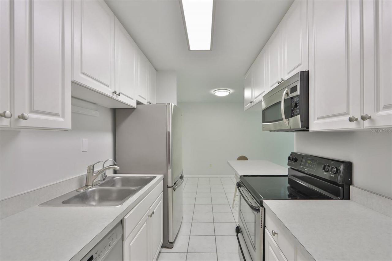 3325 Bayshore Boulevard, Unit E34, Tampa, FL 33629 Photo