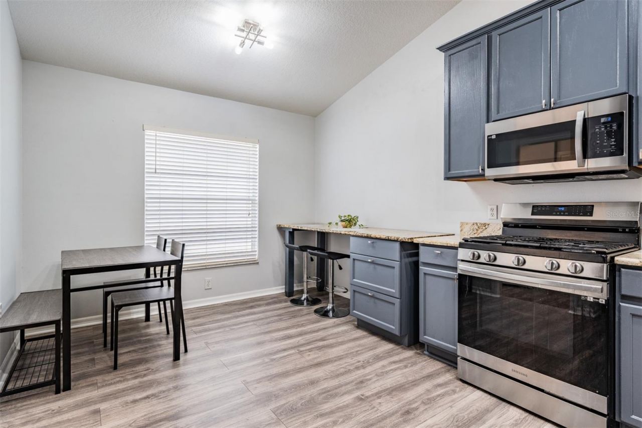 12813 Standbridge Drive , Riverview, FL 33579 Photo