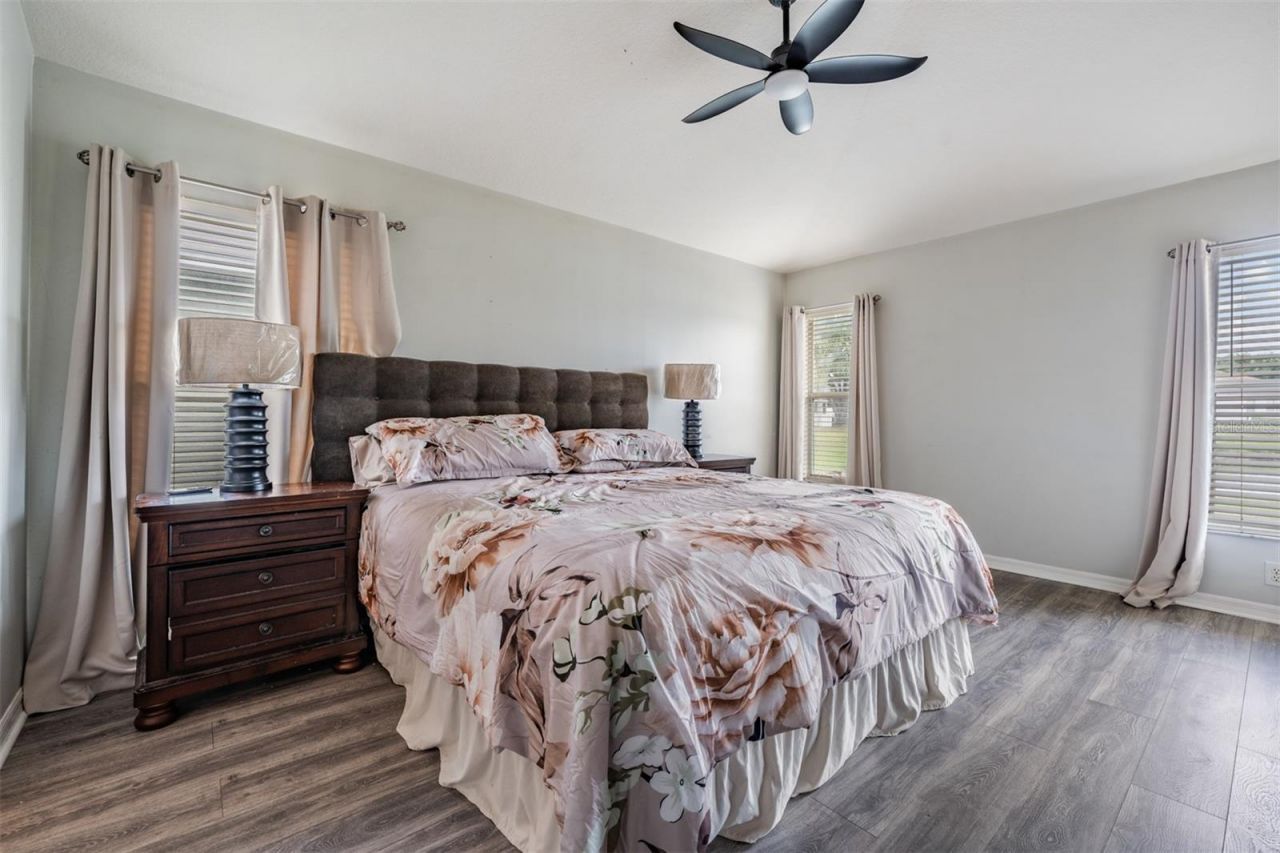 12813 Standbridge Drive , Riverview, FL 33579 Photo