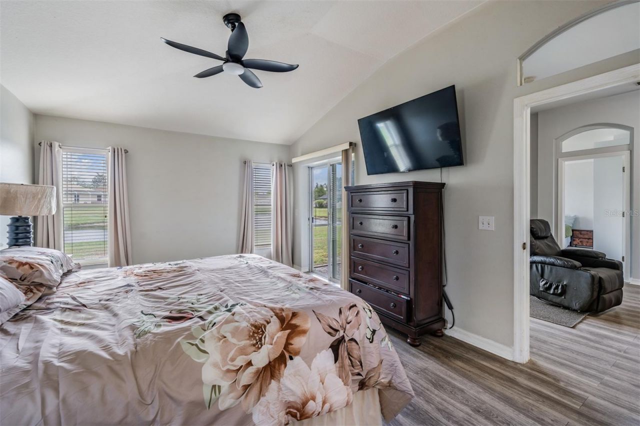 12813 Standbridge Drive , Riverview, FL 33579 Photo