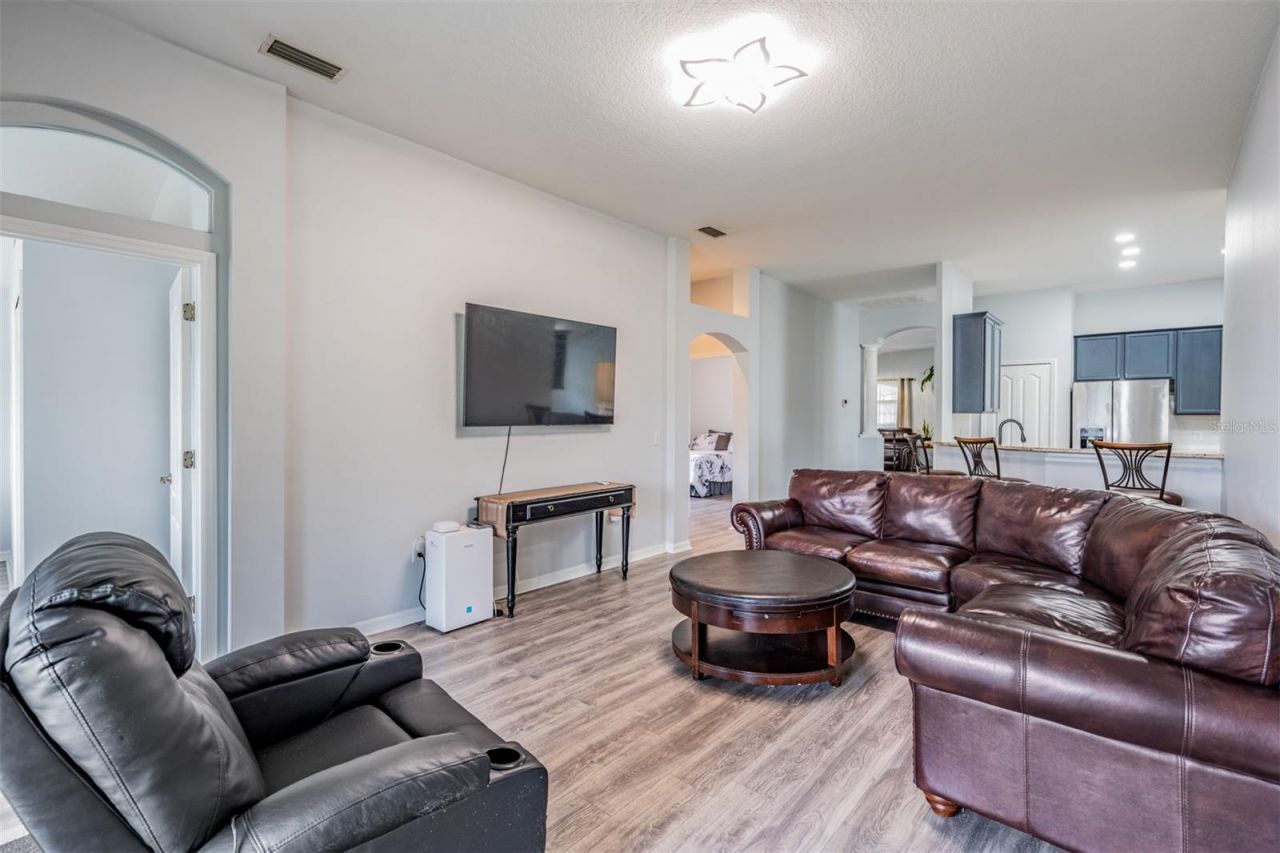 12813 Standbridge Drive , Riverview, FL 33579 Photo