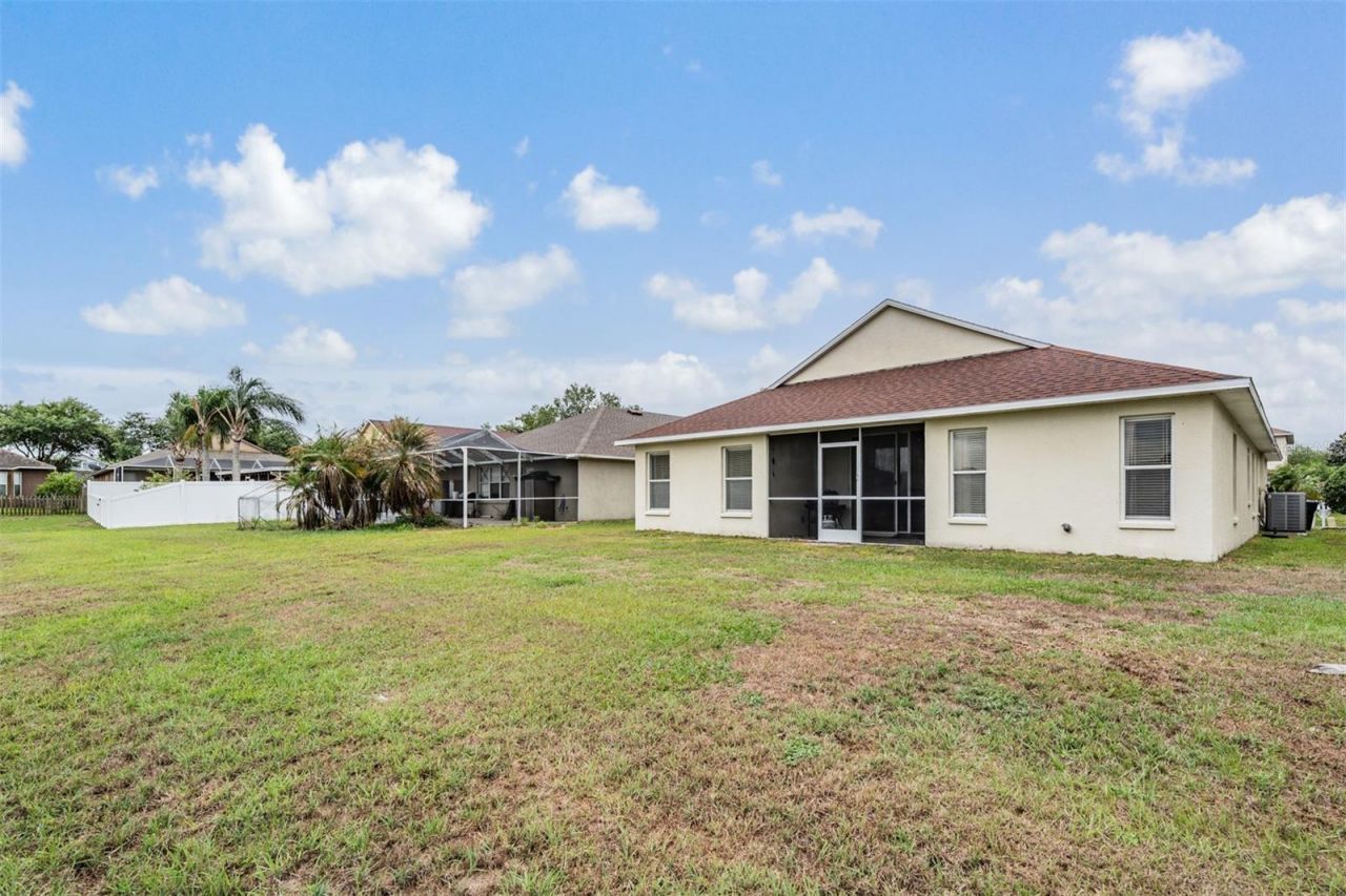 12813 Standbridge Drive , Riverview, FL 33579 Photo