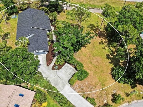 8021 TIMBER LAKE LANE, SARASOTA, FL 34243