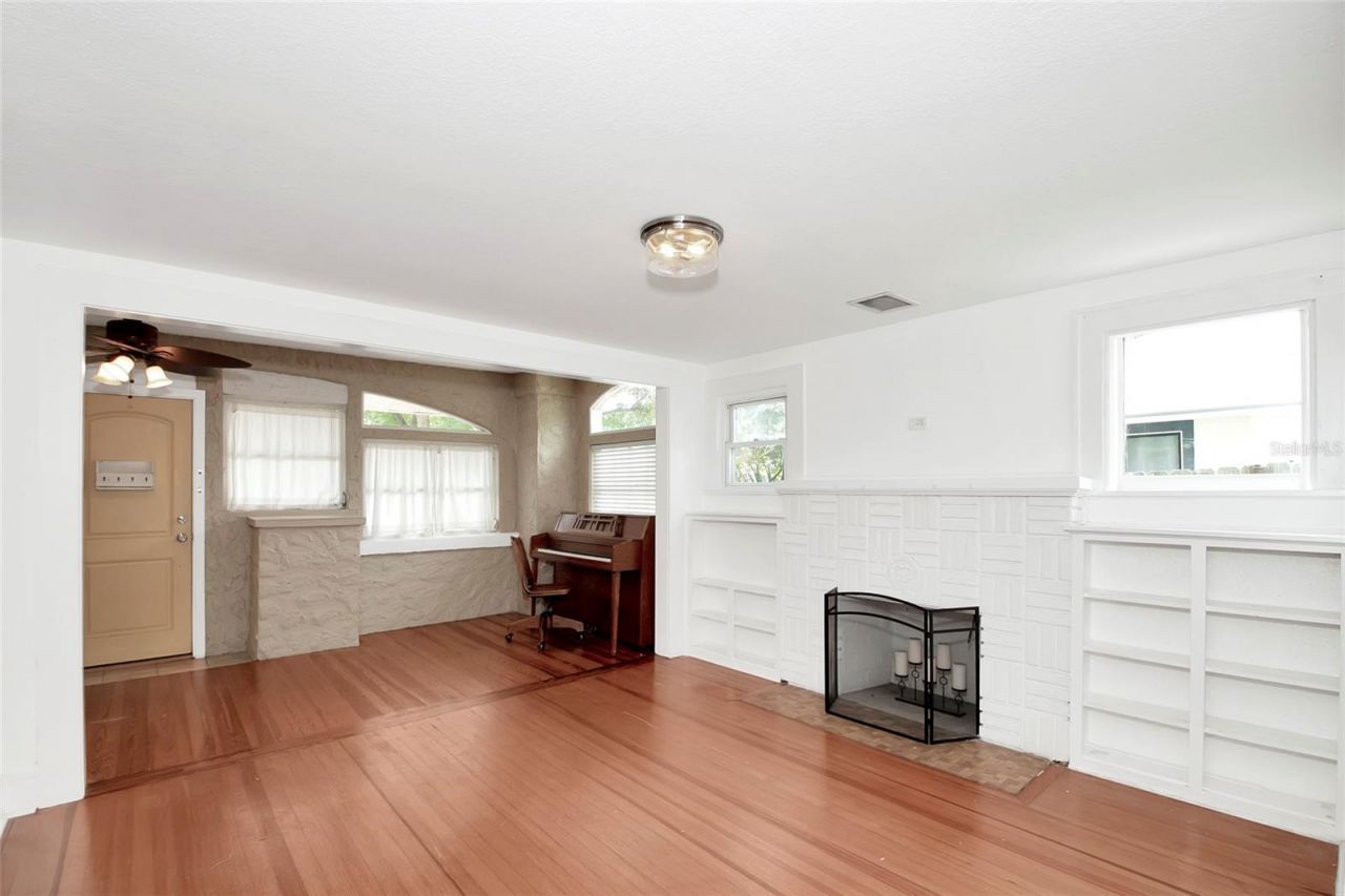 1190 8th Street N, Saint Petersburg, FL 33701 Photo