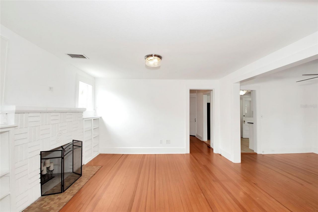 1190 8th Street N, Saint Petersburg, FL 33701 Photo