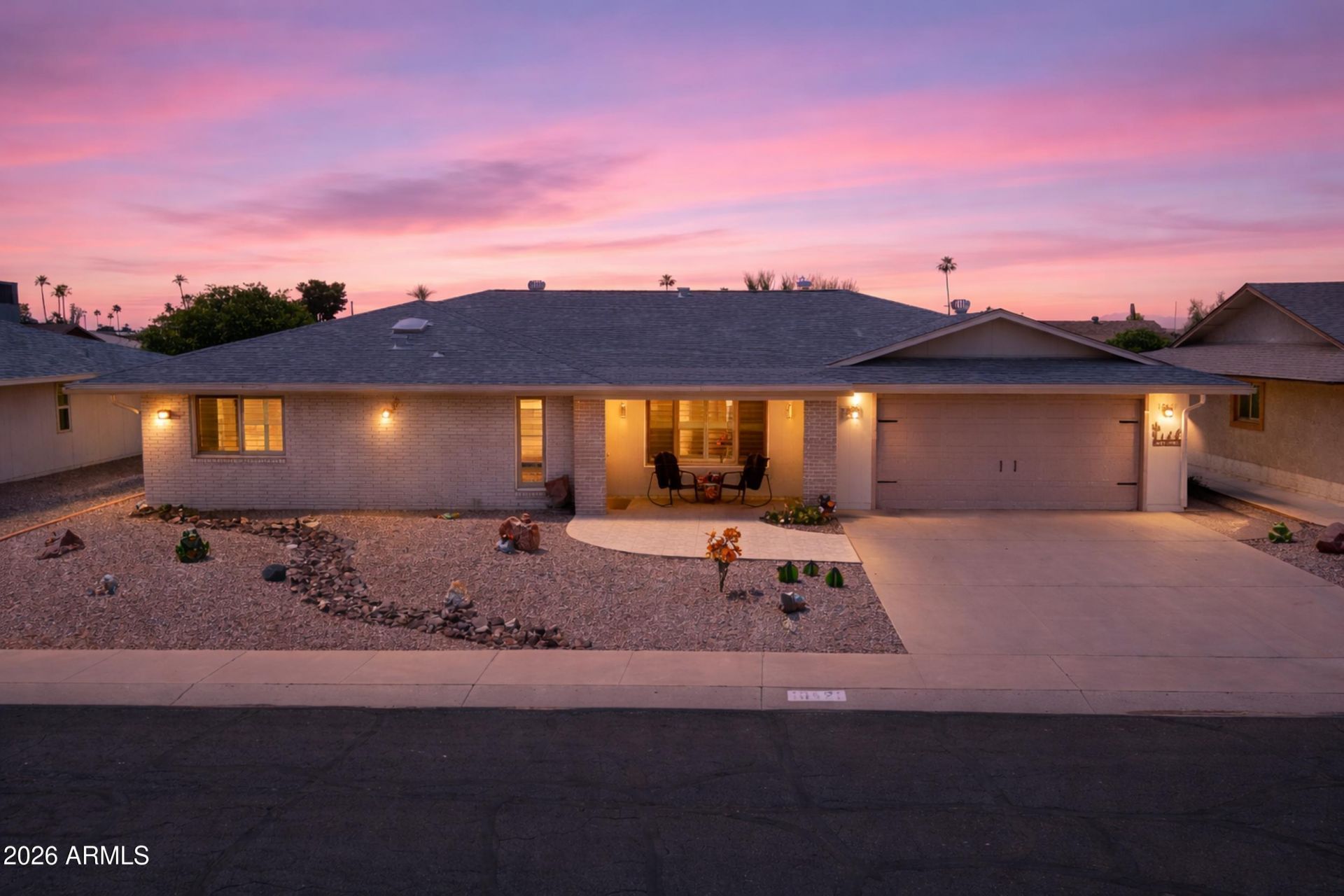 10421 W Concho Circle, Sun City, AZ 85373 Main Photo