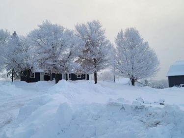 3535 County Road 90 , Maple Plain, MN 55359