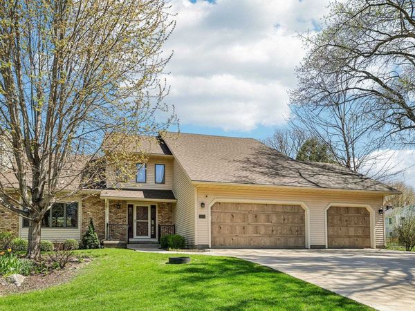 2832 Marledge Street, Fitchburg, WI 53711