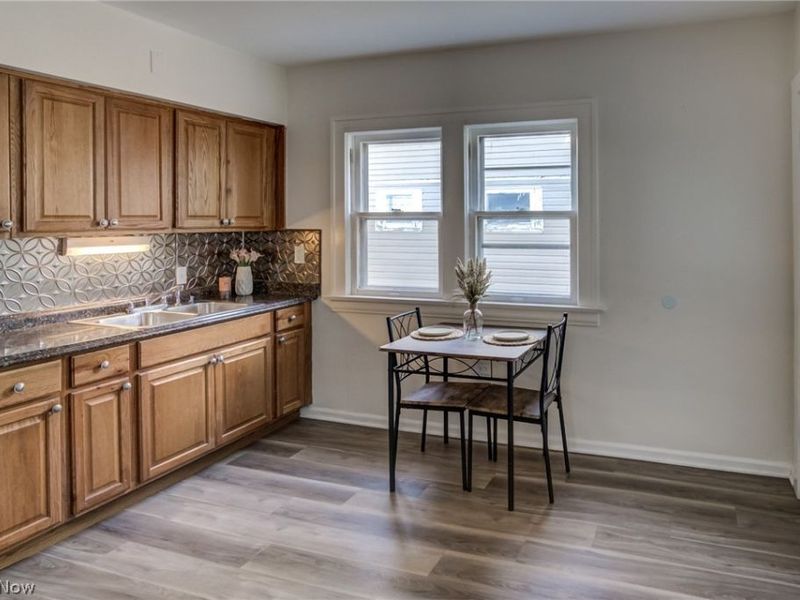 10105 Greenview, Garfield Heights, OH 44125 Photo 16