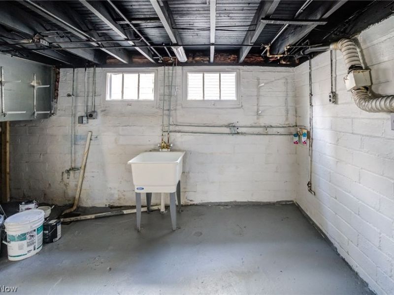 10105 Greenview, Garfield Heights, OH 44125 Photo 41