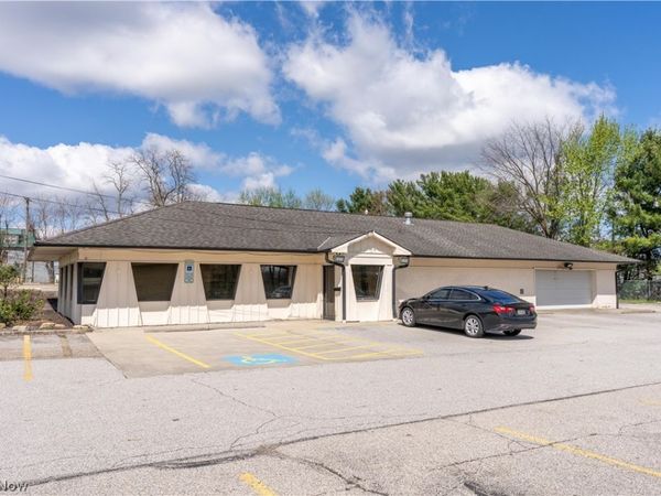 1235 E Tallmadge Avenue, Akron, OH 44310