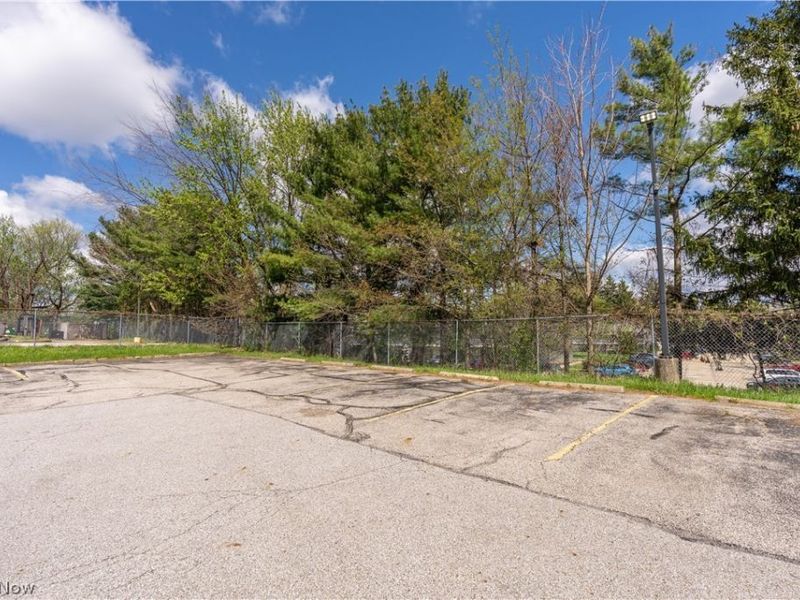 1235 E Tallmadge Avenue, Akron, OH 44310 Photo 23