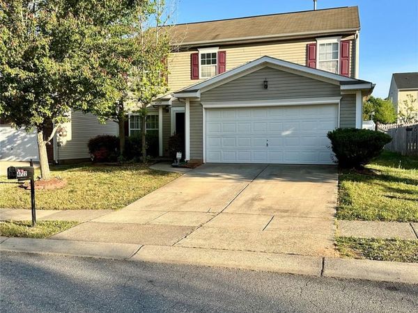 4722 Mortonhall Road , Charlotte, NC 28215