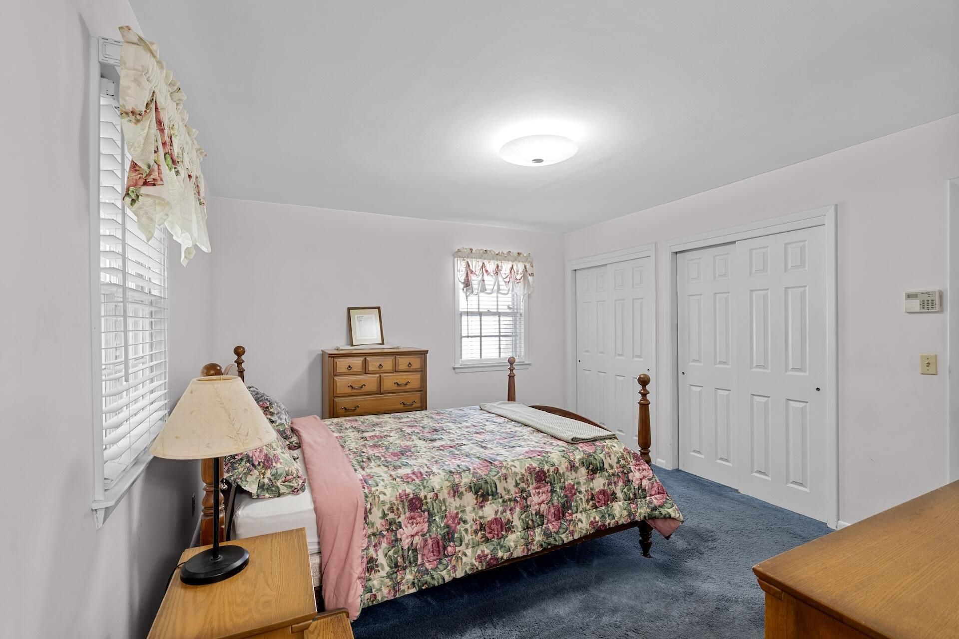 1318 New Castle Street Photo 17