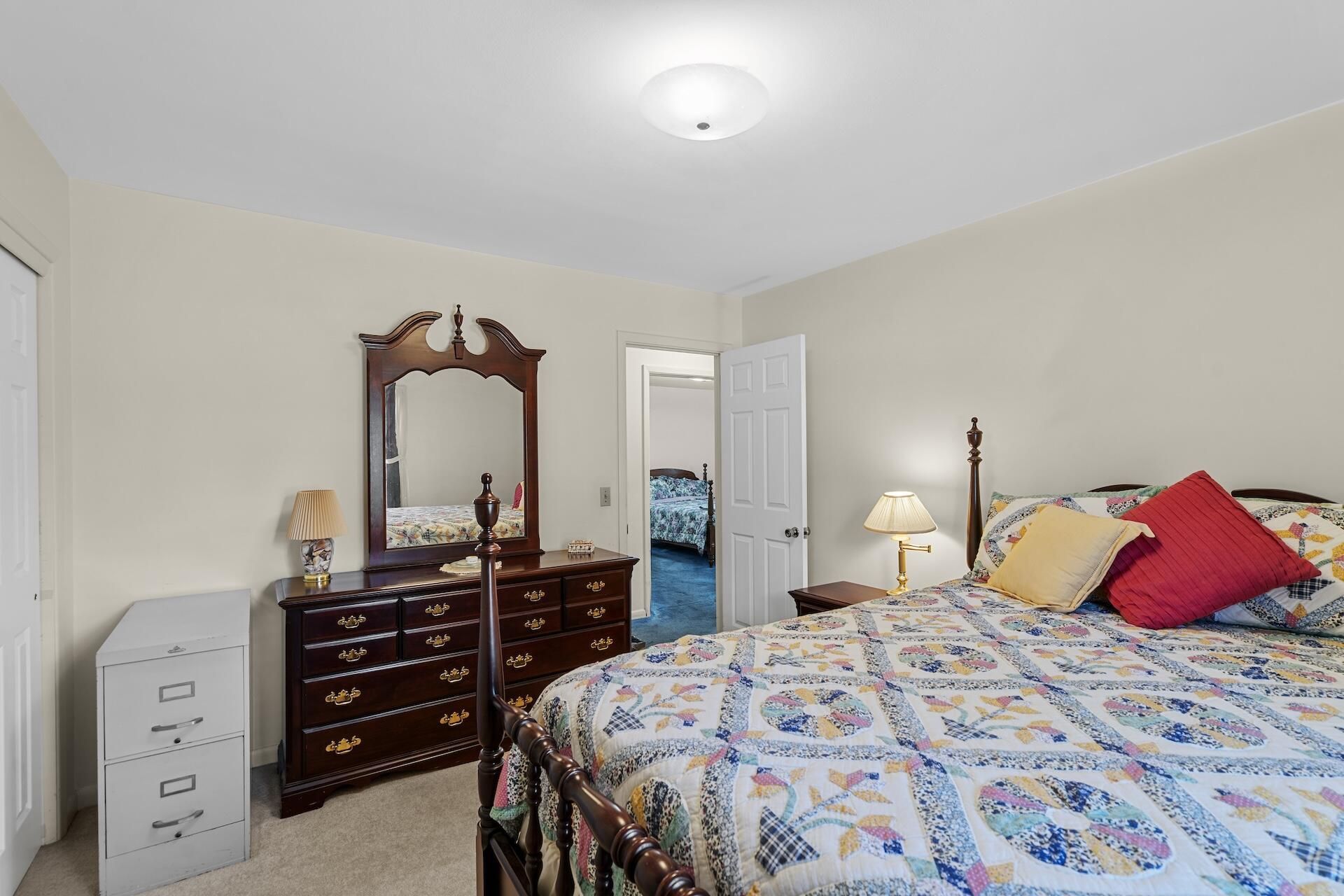 1318 New Castle Street Photo 22