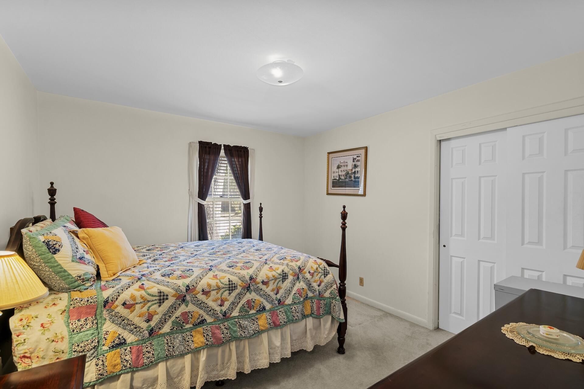 1318 New Castle Street Photo 23