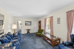 1318 New Castle Street photo 4