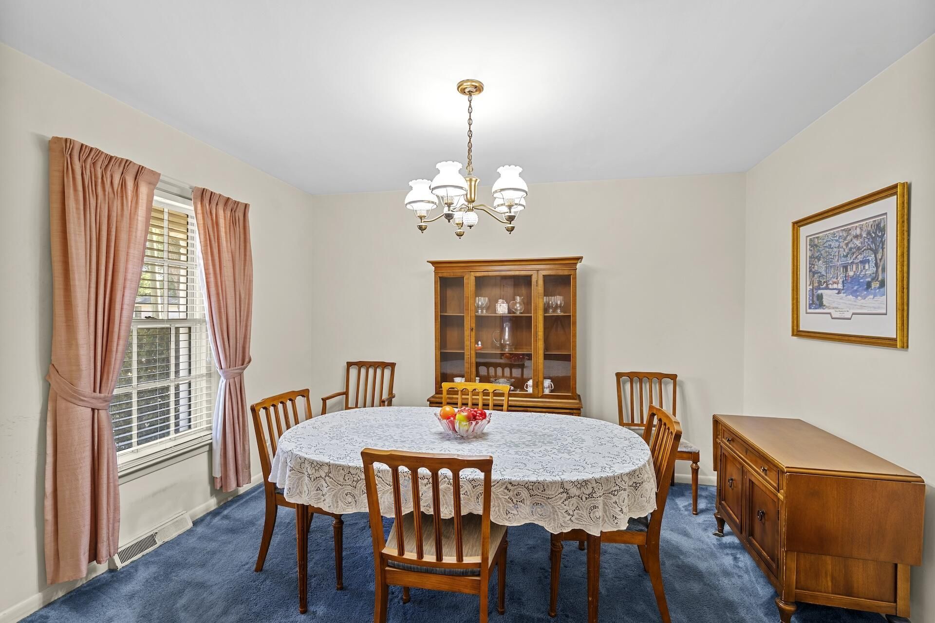 1318 New Castle Street Photo 7