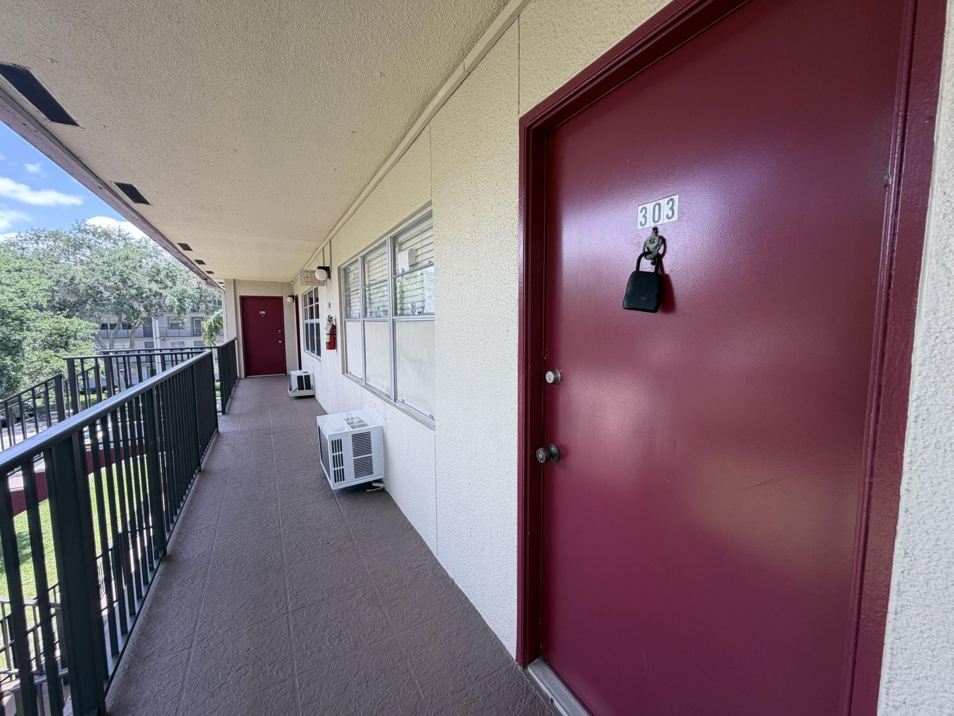 100 SW 132nd Way, Unit 303k, Pembroke Pines, FL 33027 Photo