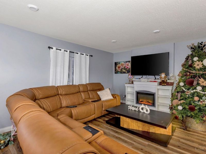 4302 Sylvan Drive, Dayton, OH 45417 Photo 6