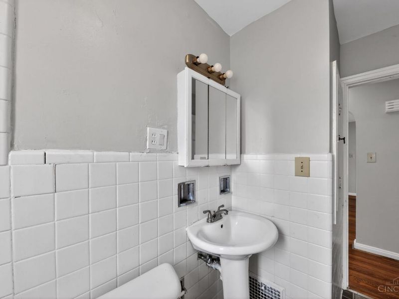 6924 Clovernook Avenue, North College Hill, OH 45231 Photo 22