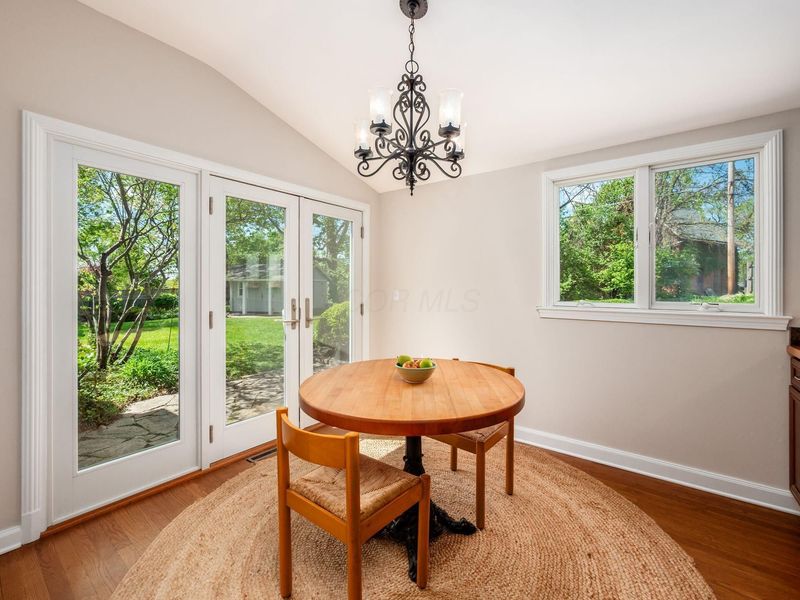 2112 Lower Chelsea Road, Upper Arlington, OH 43212 Photo 17