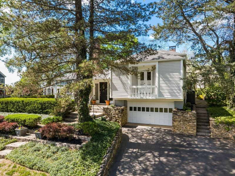 2112 Lower Chelsea Road, Upper Arlington, OH 43212 Photo 5