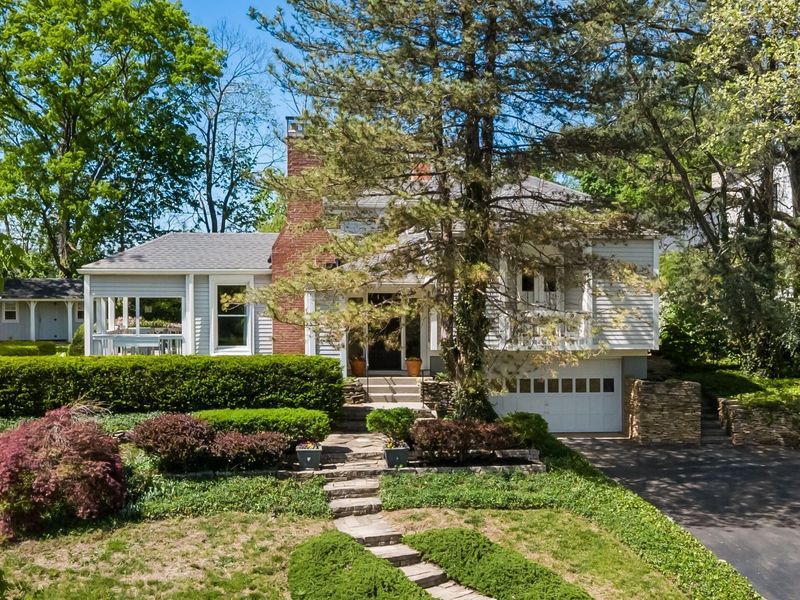 2112 Lower Chelsea Road, Upper Arlington, OH 43212 Photo 6