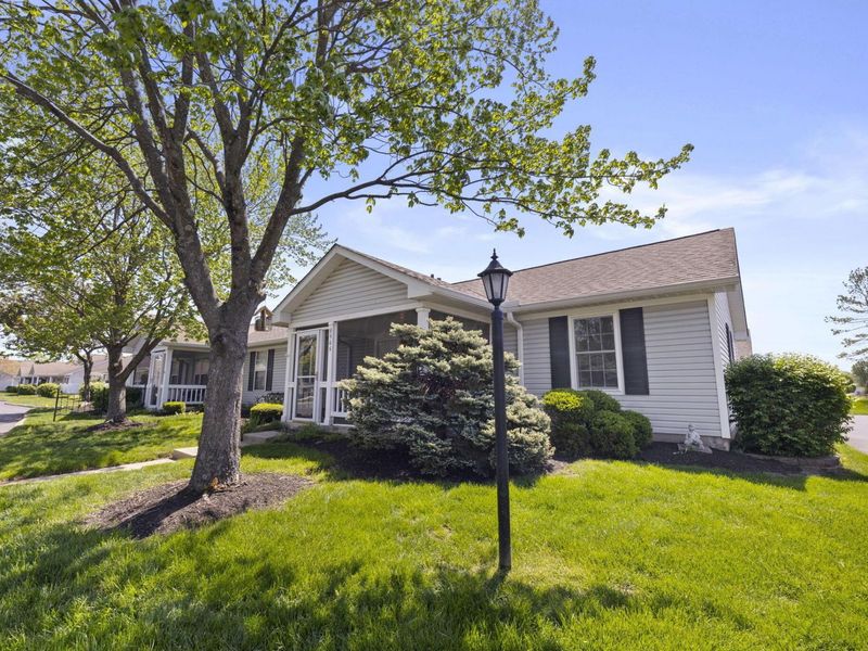 8565 Victoria Meadow Lane, Reynoldsburg, OH 43068 Photo 1