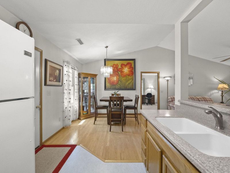 8565 Victoria Meadow Lane, Reynoldsburg, OH 43068 Photo 11