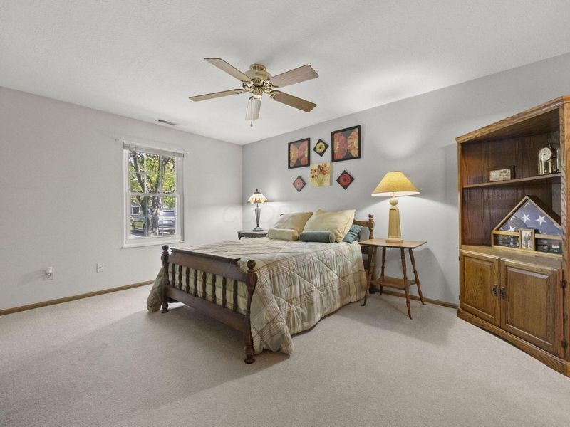 8565 Victoria Meadow Lane, Reynoldsburg, OH 43068 Photo 18