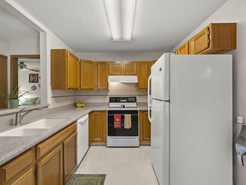 8565 Victoria Meadow Lane, Reynoldsburg, OH 43068 Photo 9