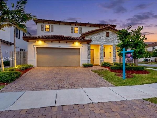 11964 SW 244 St , Homestead, FL 33032