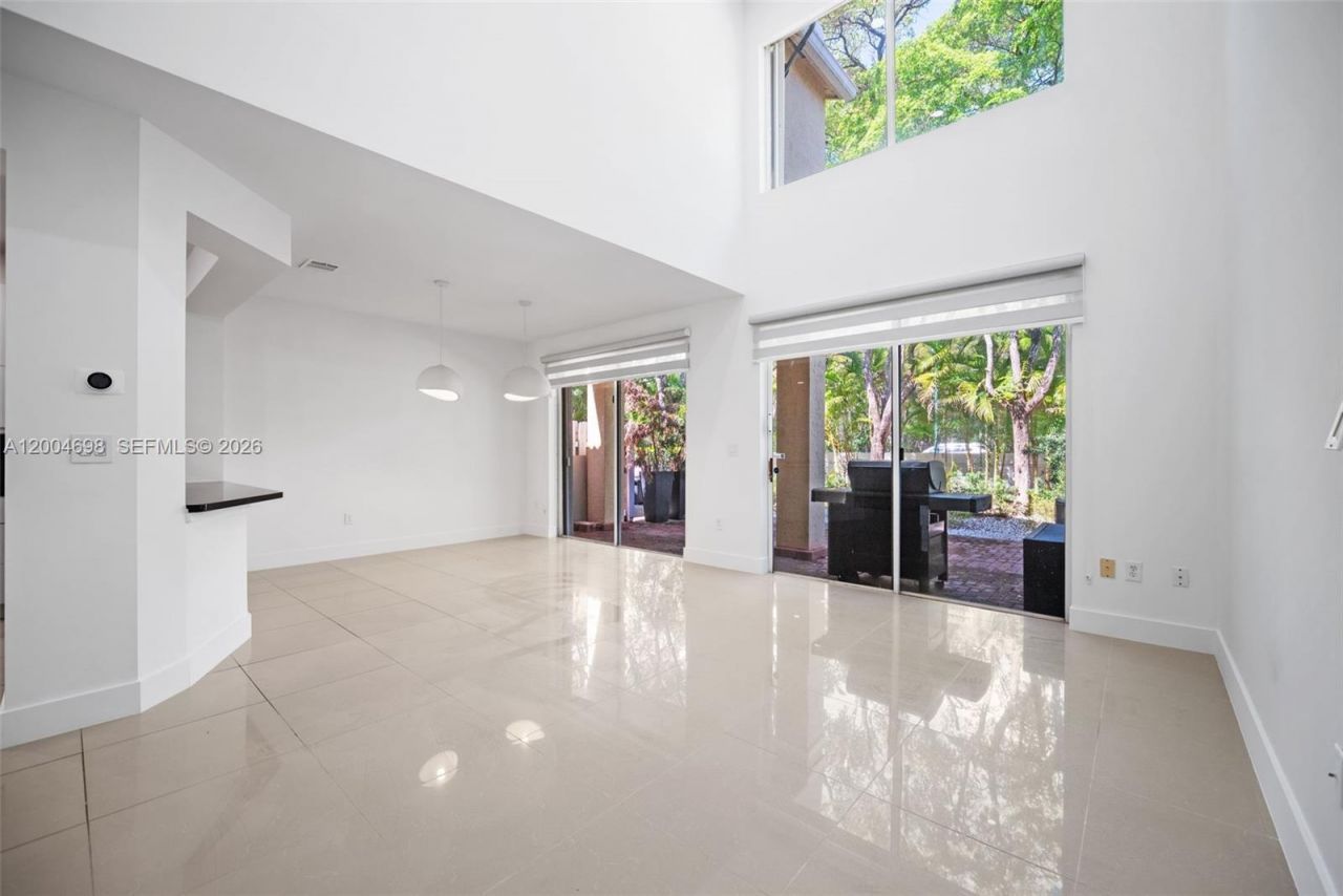 21012 NE 34th Ct , Aventura, FL 33180 Photo
