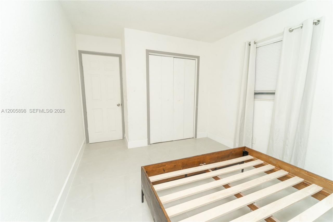 2260 Charleston St , Hollywood, FL 33020 Photo