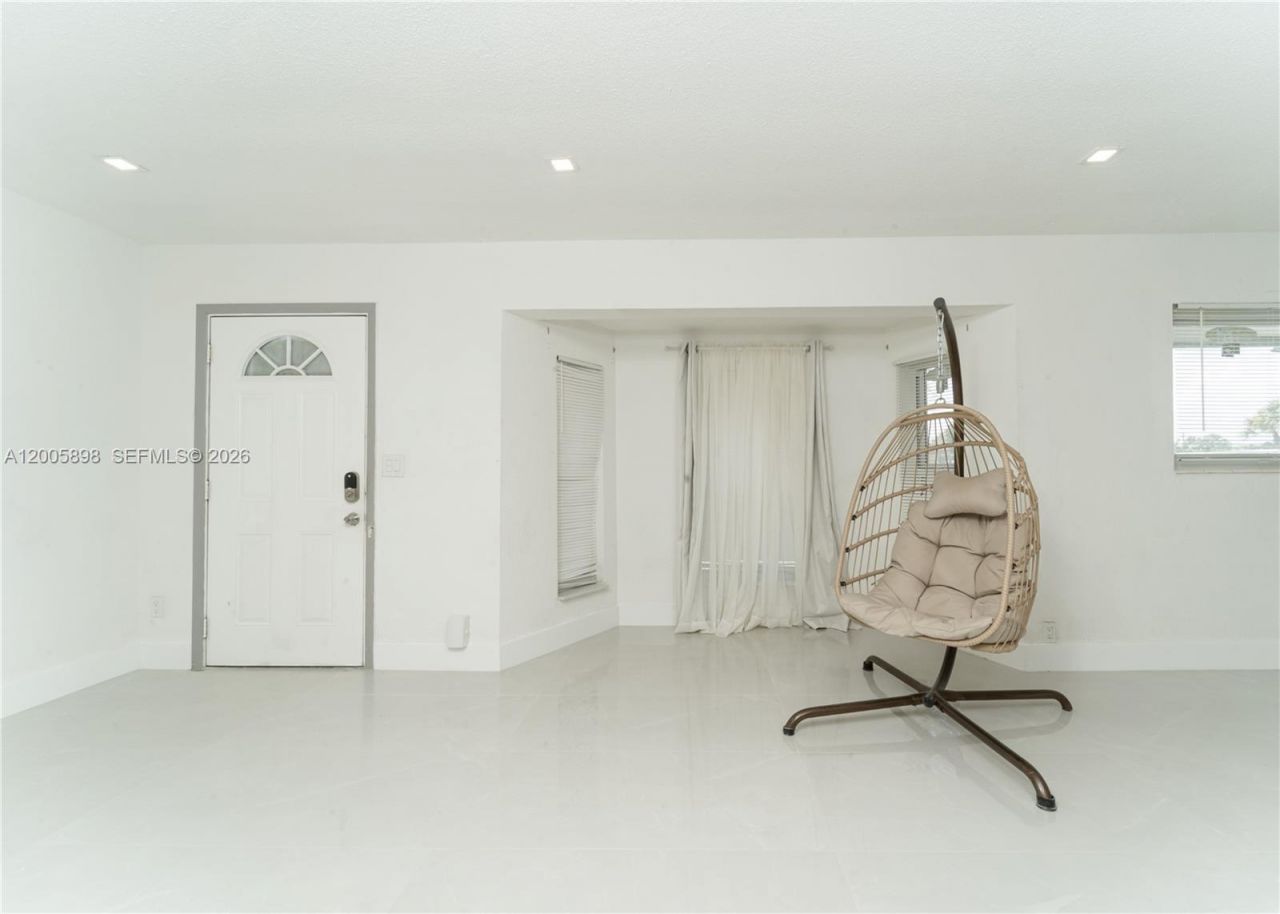 2260 Charleston St , Hollywood, FL 33020 Photo