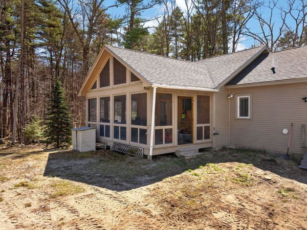 314 Wentworth Road, Brookfield, NH 03872