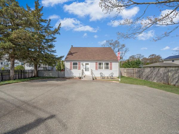 106 Holbrook Road , Centereach, NY 11720