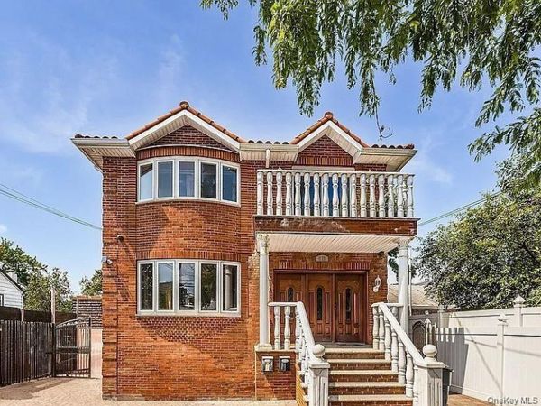 6-12 125th Street , College Point, NY 11356