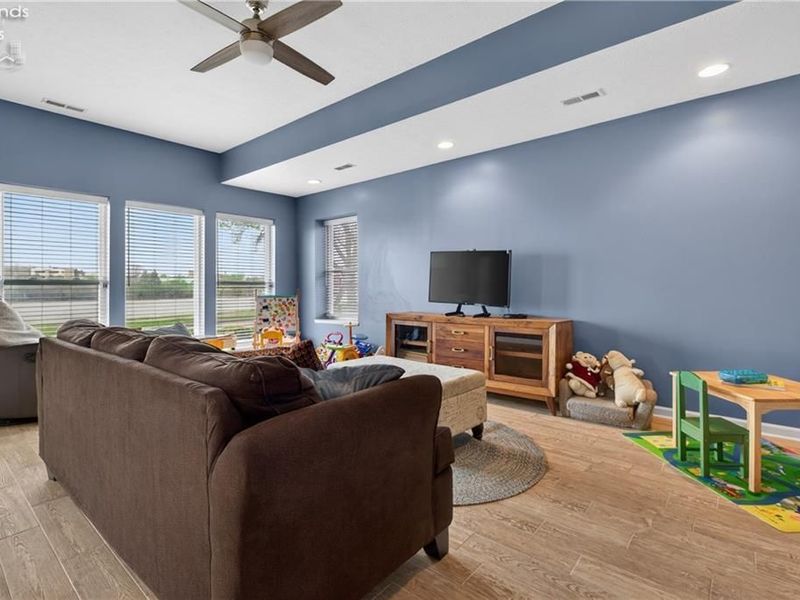 303 Arizona Avenue, Lorain, OH 44052 Photo 37