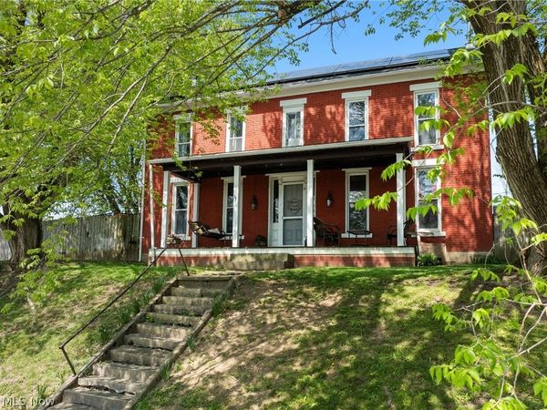 501 W Main Street , Barnesville, OH 43713