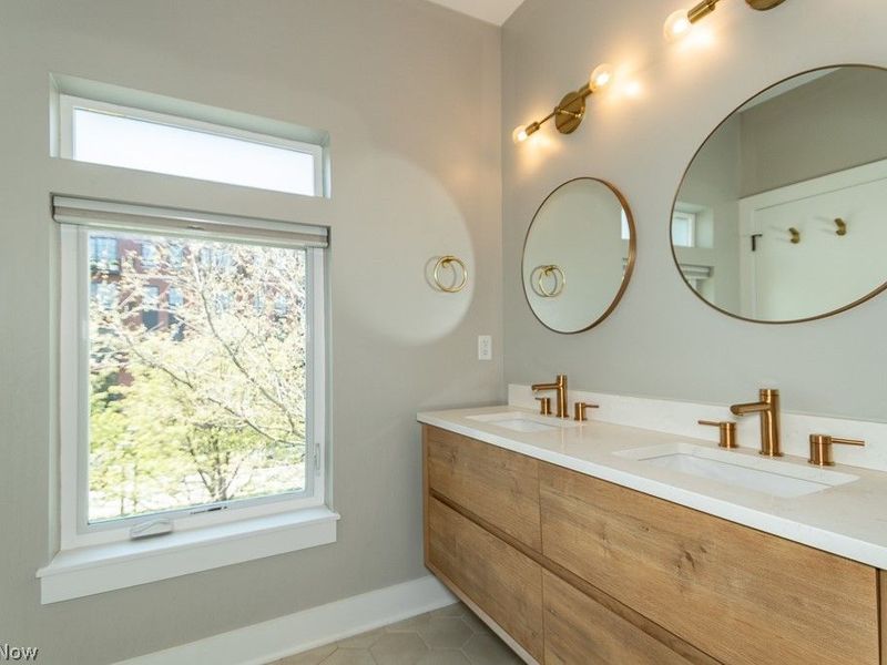 1255 W 75th Street, Cleveland, OH 44102 Photo 20