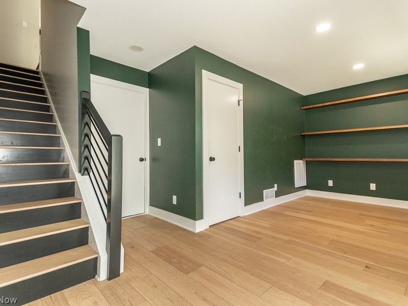 1255 W 75th Street, Cleveland, OH 44102 Photo 3