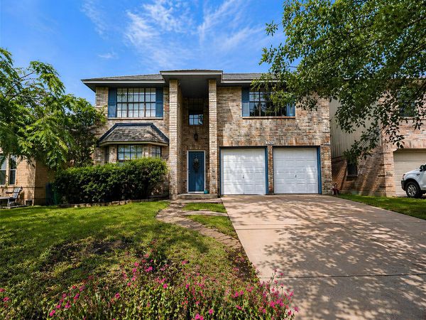17504 Klamath Falls DR, Round Rock, TX 78681
