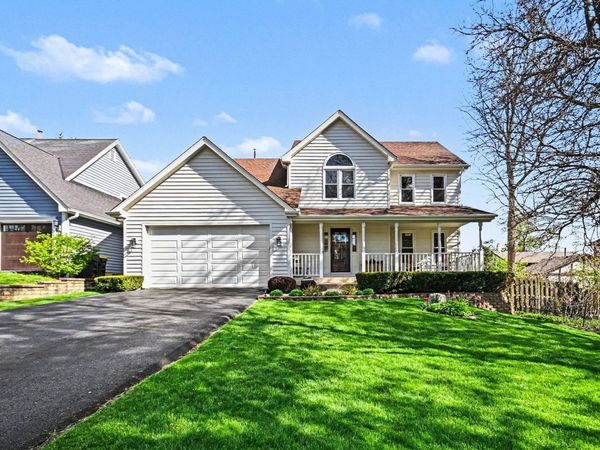 22W450 Cherry Lane, Glen Ellyn, IL 60137