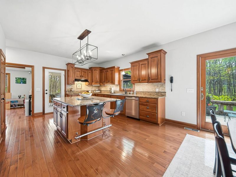 19055 Poling Road, Marysville, OH 43040 Photo 22