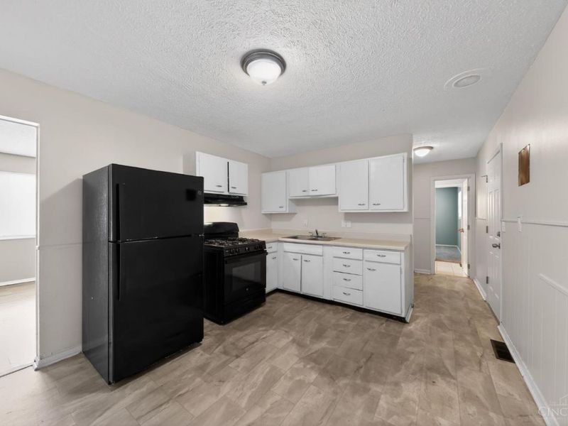 1990 Bluehill Drive, Springfield Twp., OH 45240 Photo 12